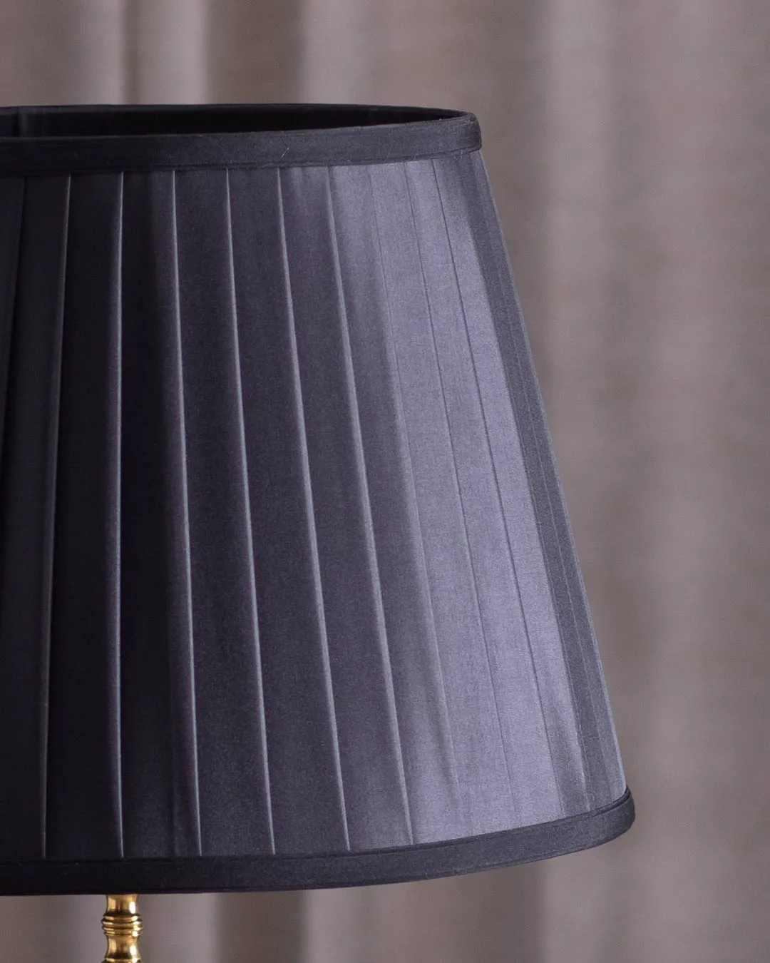 Brilliant Glow Crystal Glass Table Lamp