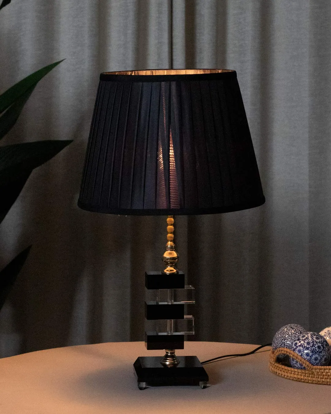 Brilliant Glow Crystal Glass Table Lamp